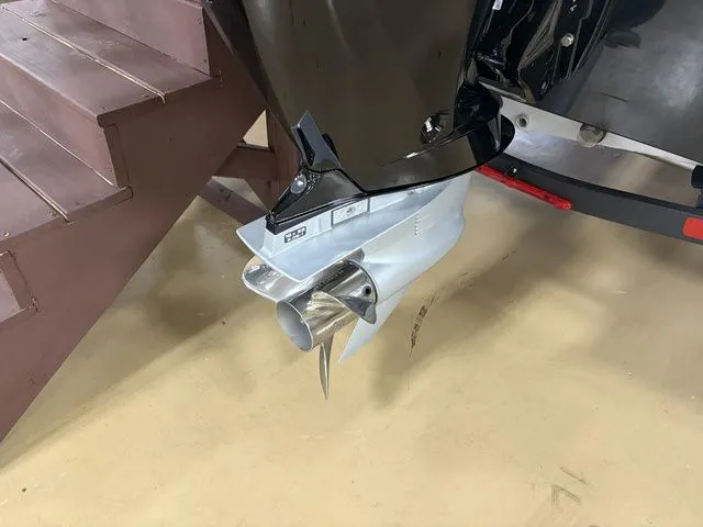 Slide: The Image of Tracker Pro Team 195 TXW 2026 - 38