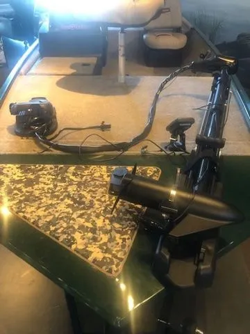 Slide: The Image of Tracker Bass Tracker Classic Limited 2026 - 34