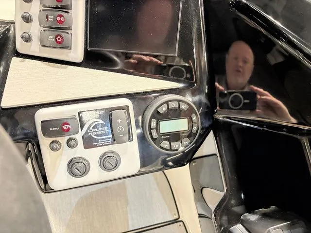 Slide: The Image of Yamaha AR220 2026 - 28