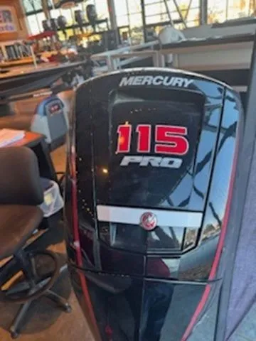 Slide: The Image of Sun Tracker Fishin' Barge 20 DLX 2026 - 8