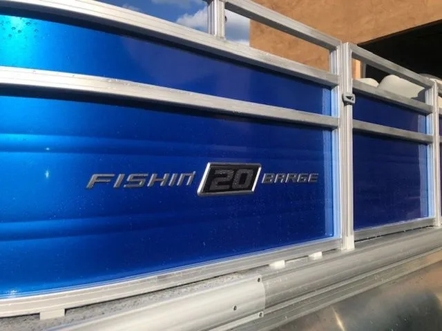 Slide: The Image of Sun Tracker Fishin' Barge 20 DLX 2026 - 5