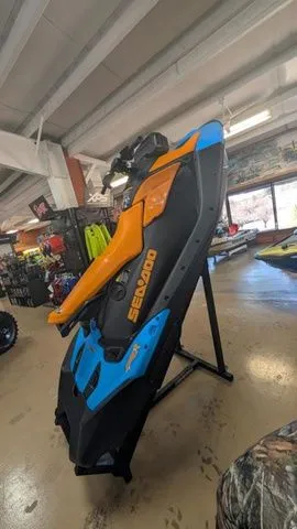 Slide: The Image of Sea-Doo Spark Trixx for 3 2026 - 3