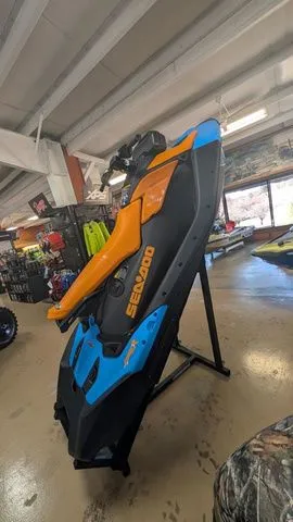 Slide: The Image of Sea-Doo Spark™Trixx for 3 Rotax® 900 ACE™ - 90 iBR and Aud 2026 - 10