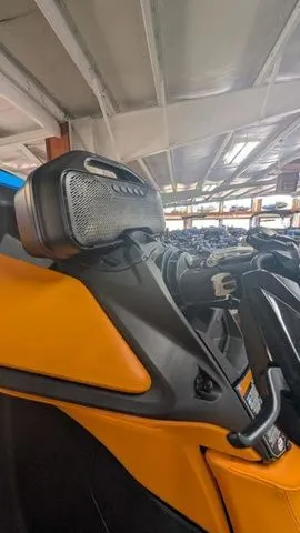 Slide: The Image of Sea-Doo Spark™Trixx for 3 Rotax® 900 ACE™ - 90 iBR and Aud 2026 - 6