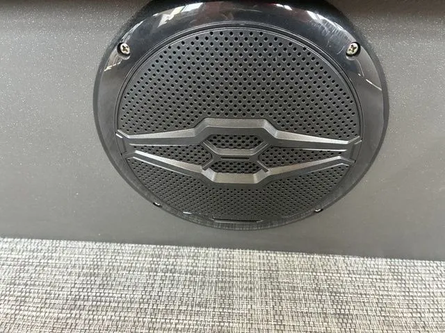 Slide: The Image of Sun Tracker Party Barge 20 DLX 2026 - 15