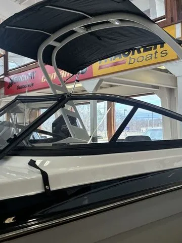 Slide: The Image of Yamaha 195S 2025 - 45