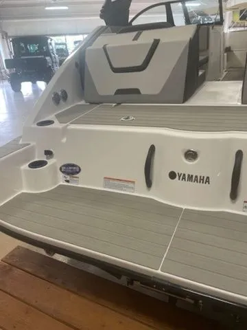Slide: The Image of Yamaha AR220 2025 - 13