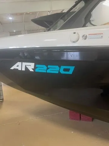 Slide: The Image of Yamaha AR220 2025 - 15