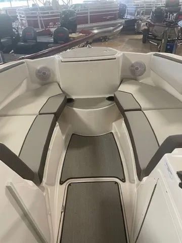 Slide: The Image of Yamaha AR220 2025 - 21