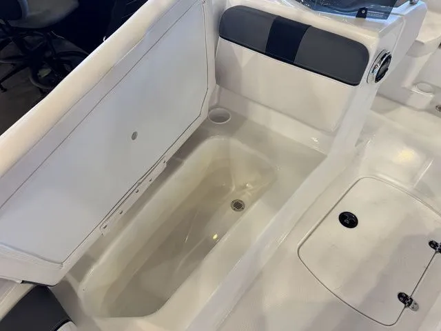 Slide: The Image of Tahoe T16 2026 - 18