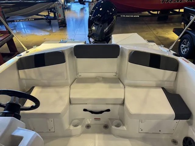 Slide: The Image of Tahoe T16 2026 - 20