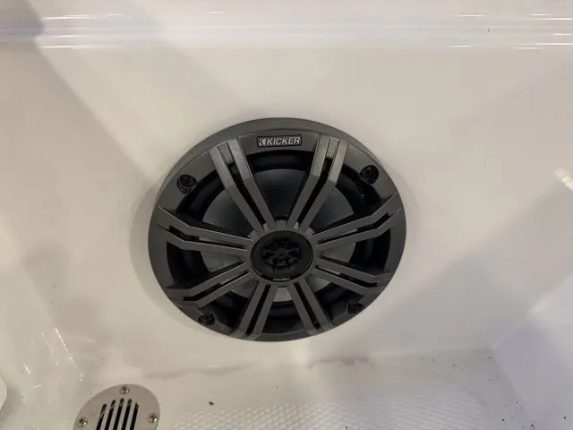 Slide: The Image of Tahoe T16 2026 - 8