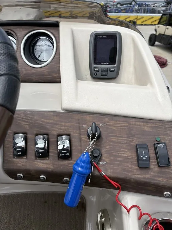 Slide: The Image of Bennington 2375 RCW w/ 250hp VMAX SHO Yamaha 2014 - 18