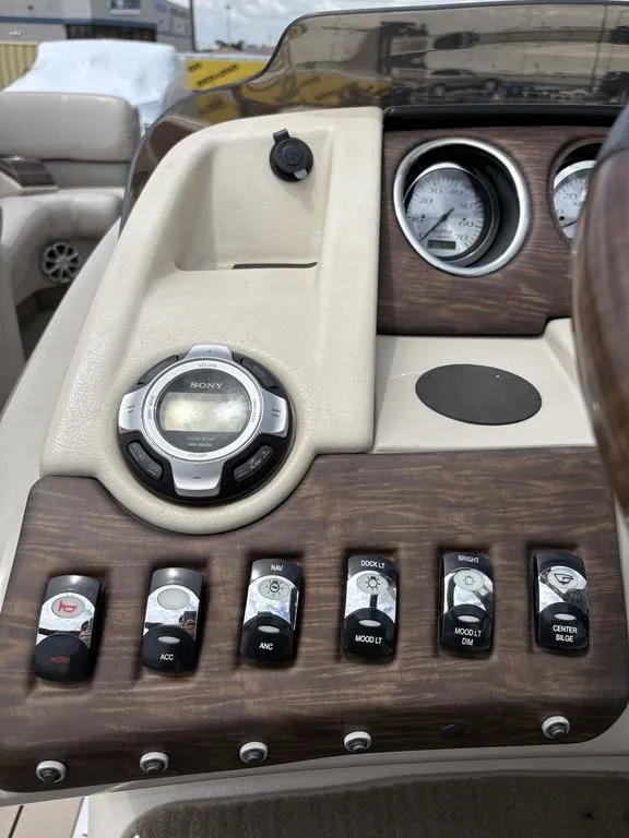 Slide: The Image of Bennington 2375 RCW w/ 250hp VMAX SHO Yamaha 2014 - 17