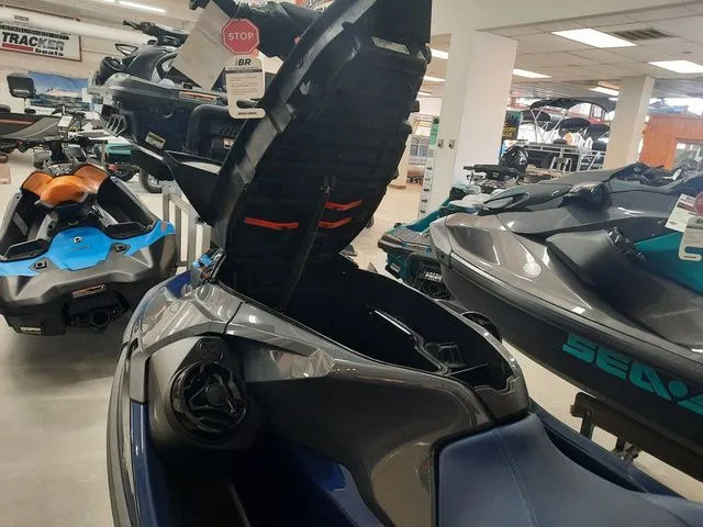 Slide: The Image of Sea-Doo GTX 2026 - 11