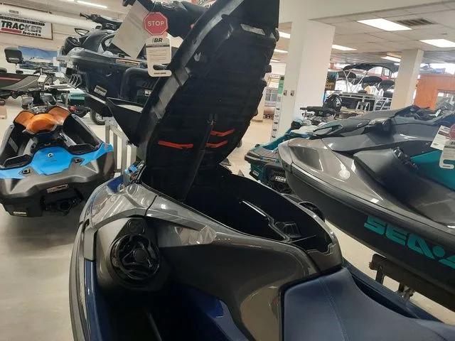 Slide: The Image of Sea-Doo GTX 2026 - 4