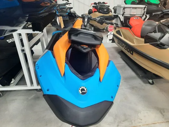 Slide: The Image of Sea-Doo Spark™Trixx for 3 Rotax® 900 ACE™ - 90 iBR and Aud 2026 - 14