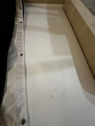 Slide: The Image of Regal 38 SAV 2023 - 22