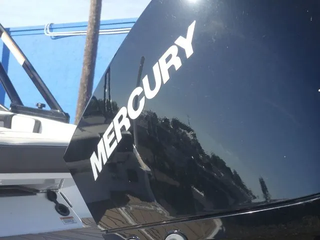 Slide: The Image of Monterey 215SS Super Sport 2023 - 11