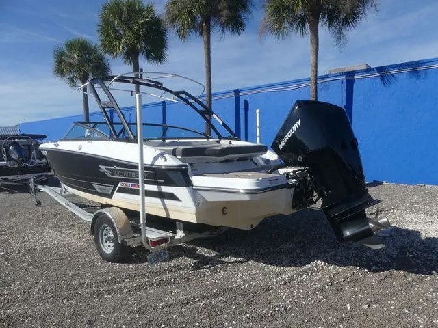 Slide: The Image of Monterey 215SS Super Sport 2023 - 6