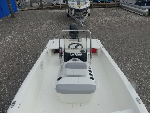 Slide: The Image of Mako Pro Skiff 15 CC 2026 - 14
