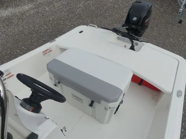 Slide: The Image of Mako Pro Skiff 15 CC 2026 - 15