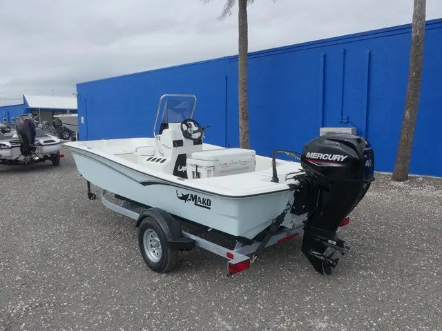 Slide: The Image of Mako Pro Skiff 15 CC 2026 - 6