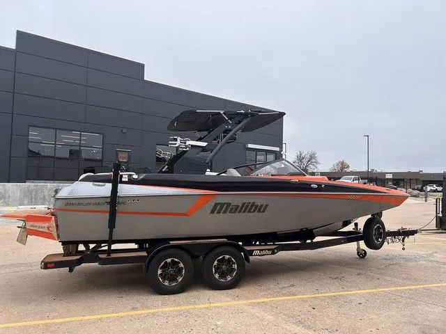 Slide: The Image of Malibu Wakesetter 22 MXZ 2018 - 6