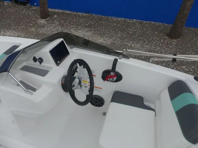 Slide: The Image of Tahoe T16 2026 - 16