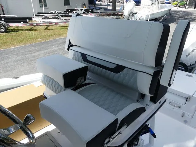 Slide: The Image of Blackfin 242 HB 2026 - 9