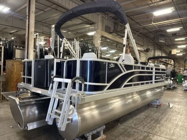 Slide: The Image of Bennington S-One Fish 22 SS Tritoon 2026 - 8