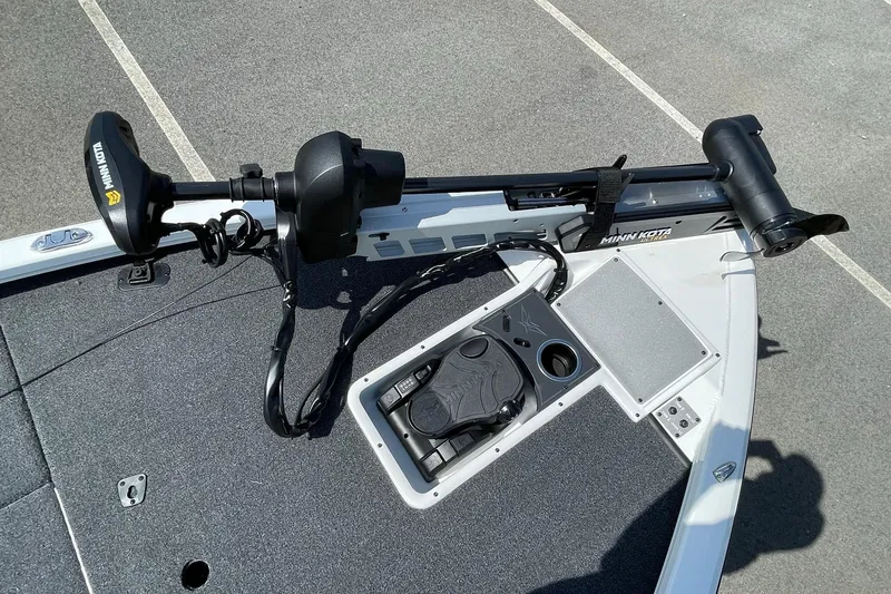 Slide: The Image of 2025 Vexus AVX1980 boat with Minn Kota trolling motor on deck. - 5