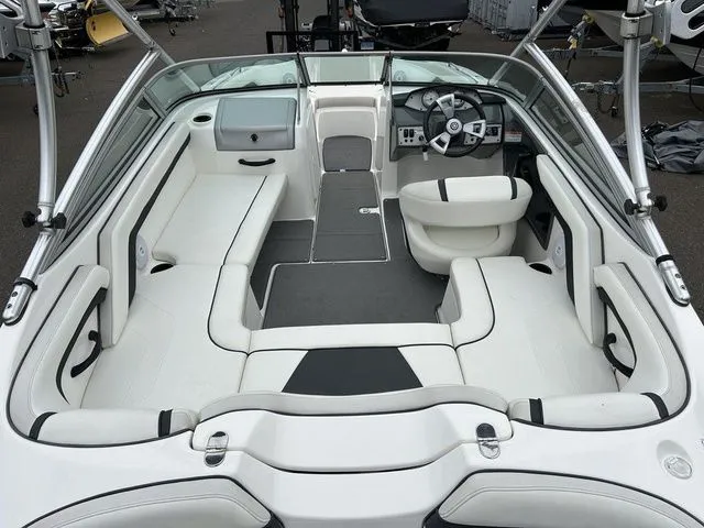 Slide: The Image of Yamaha AR190 2015 - 21