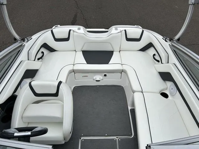 Slide: The Image of Yamaha AR190 2015 - 22