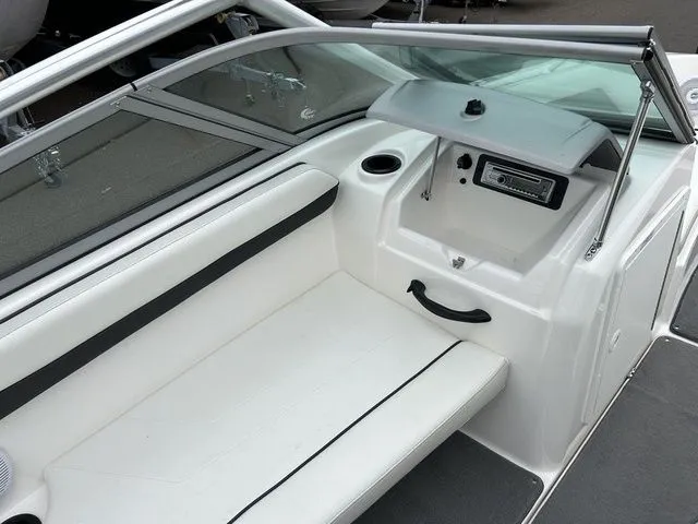 Slide: The Image of Yamaha AR190 2015 - 27