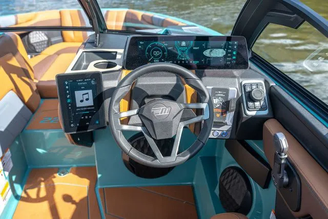 Slide: The Image of Malibu Wakesetter 22 LSV 2026 - 9