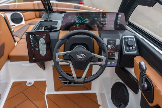 Slide: The Image of Malibu Wakesetter 23 LSV 2026 - 10