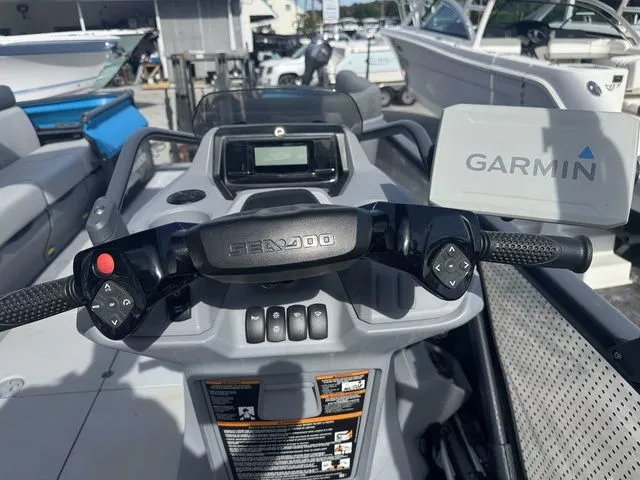 Slide: The Image of Sea-Doo Switch Cruise 21 2023 - 13