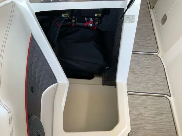 Slide: The Image of Cobalt R6 Surf 2026 - 16