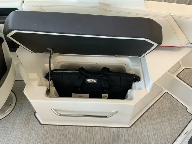 Slide: The Image of Cobalt R6 Surf 2026 - 17