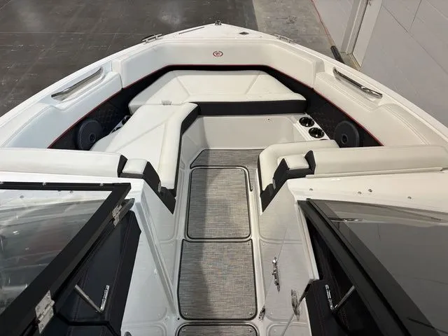 Slide: The Image of Cobalt R6 Surf 2025 - 13