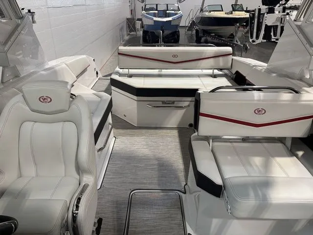 Slide: The Image of Cobalt R6 Surf 2025 - 14