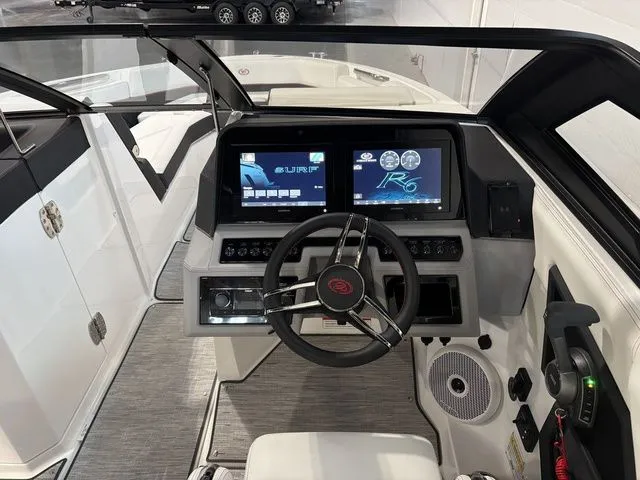 Slide: The Image of Cobalt R6 Surf 2025 - 16