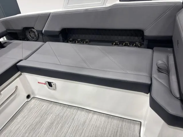 Slide: The Image of Cobalt R8 2025 - 13