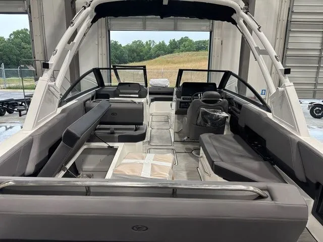 Slide: The Image of Cobalt R8 2025 - 16