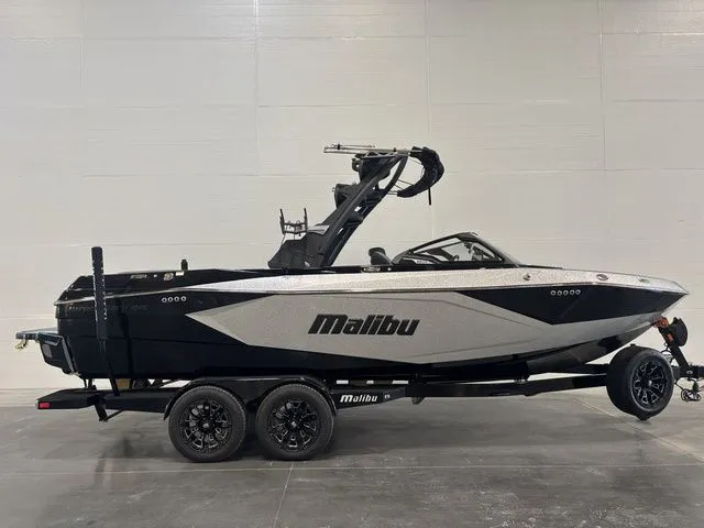 The Image of Malibu Wakesetter 23 LSV 2025 - 1
