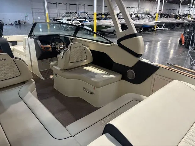 Slide: The Image of Chris-Craft 28 sportster 2025 - 14