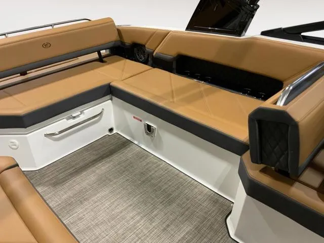 Slide: The Image of Cobalt R8 2025 - 14