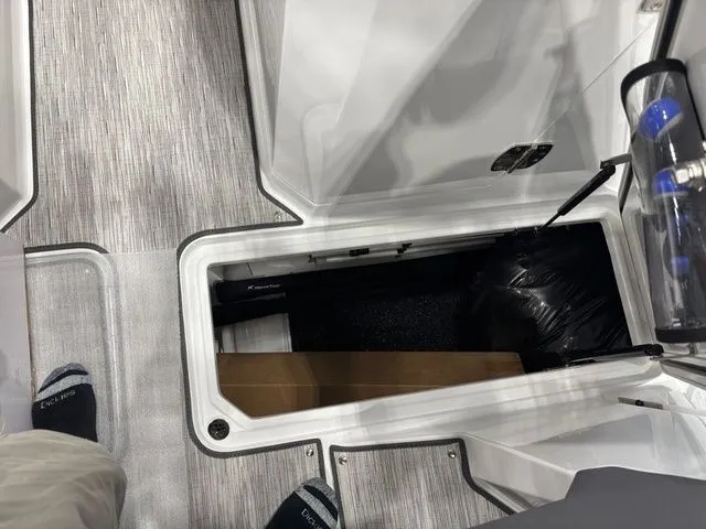 Slide: The Image of Cobalt R8 Surf 2026 - 16