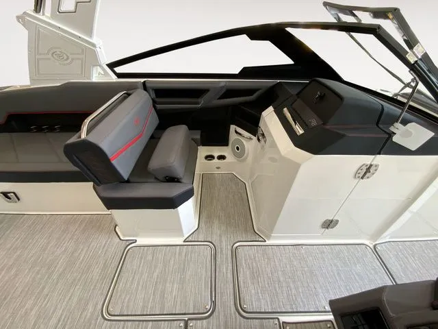 Slide: The Image of Cobalt R8 Surf 2026 - 9